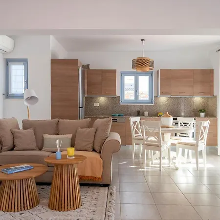 Mariam Sarakiniko (Paros)
