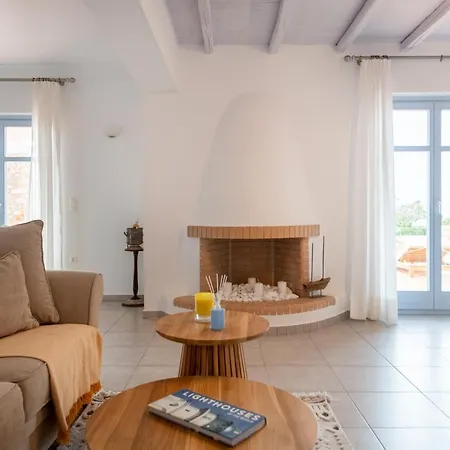 Villa Mariam Sarakiniko (Paros)